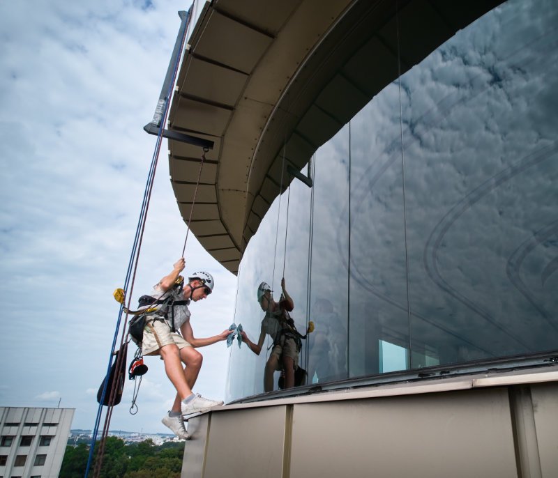 Balkonbeglazing Inspectie en Reparatie